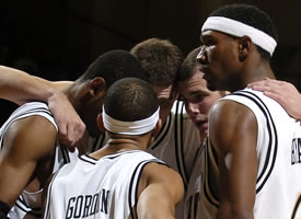 basketballhuddle250x200.jpg