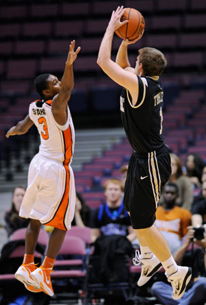 Tinsley's Game-Winning Jumper