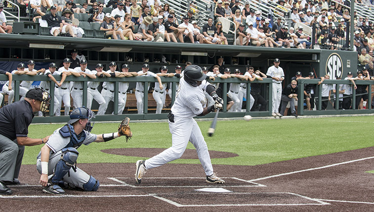 757bat060416.jpg