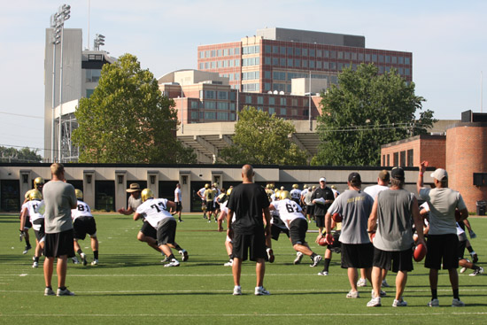 550_stadium_practice080212.jpg