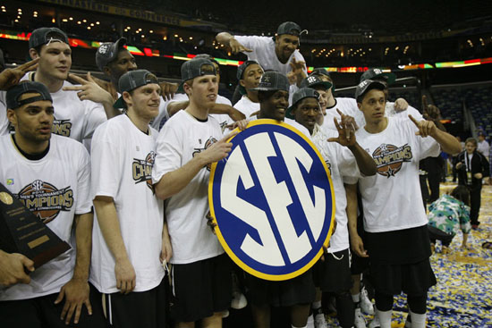 secchampionssign55031112.jpg