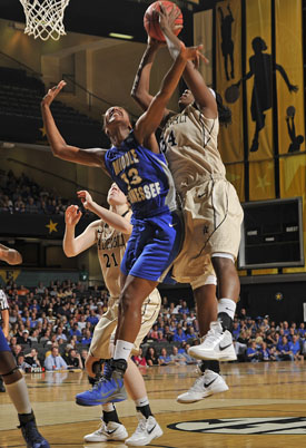 clarkereboundmtsu31812.jpg