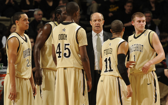 mensbasketball2011team.jpg