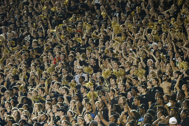 640fans91313.jpg