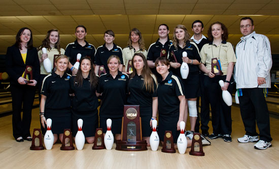 550_team_041412_bowl_ncaa.jpg