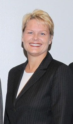 250wendydeaconsegrest512.jpg