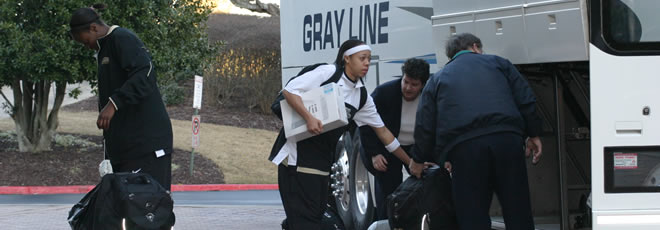davisthomasbus.jpg