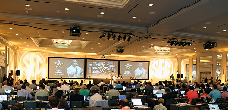 757masonpodium1071116.jpg