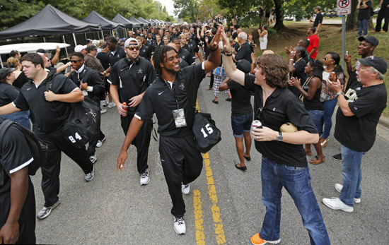 550_vandyville_2012_barnes.jpg