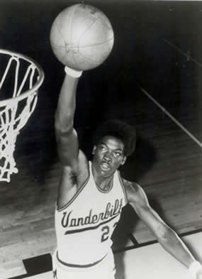 Davis1x285x393.jpg