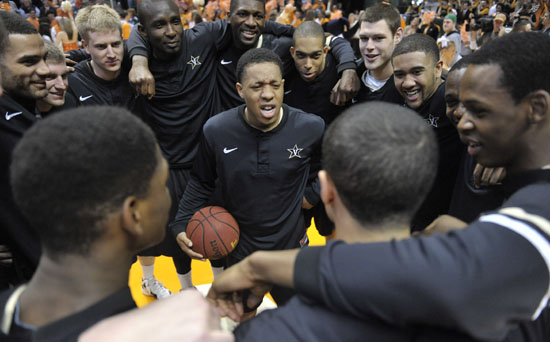 550_team_mbb_1.jpg