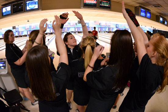550bowlingncaa41213.jpg