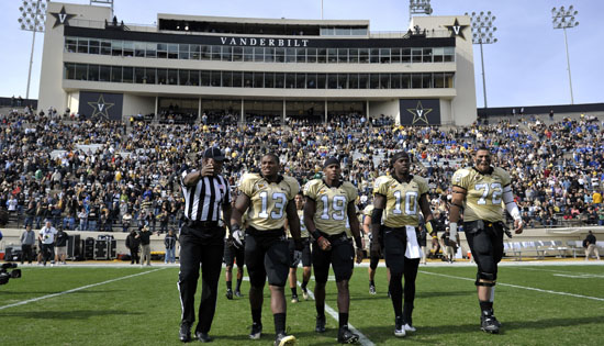 2011fbseniorcaptains550.jpg