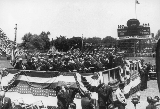jfk_chc_550_1.jpg