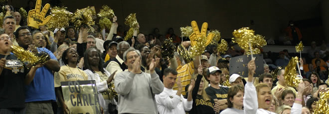 fansgoldcheer.jpg