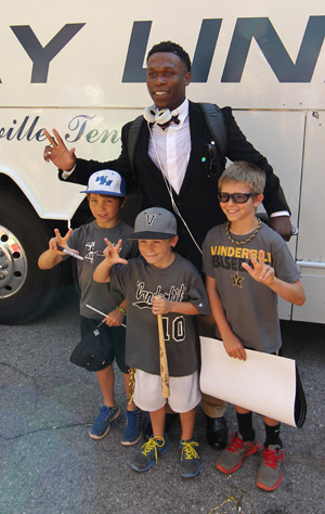 300xavierturnerkids61214.jpg