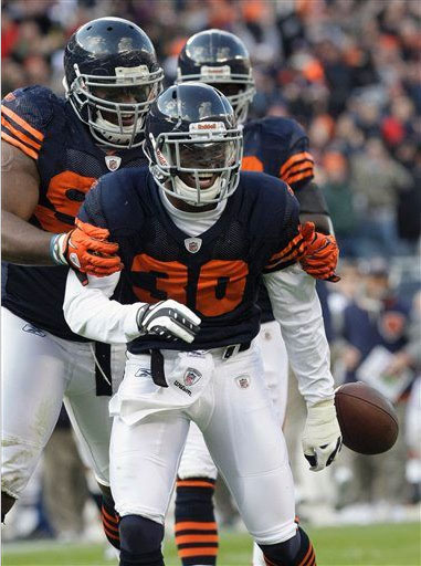 djmoore_int_bears_vik.jpg