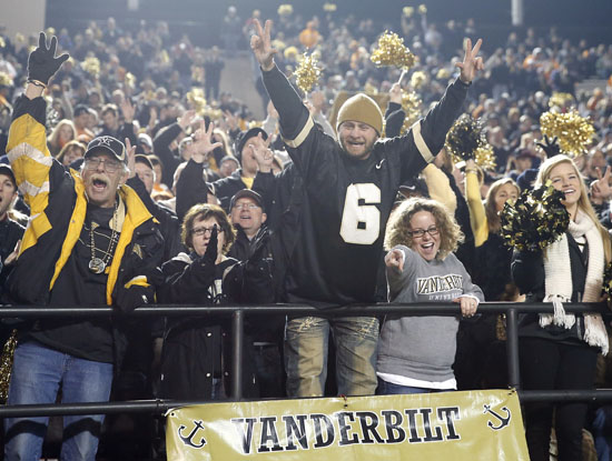 550fansvuut111712.jpg