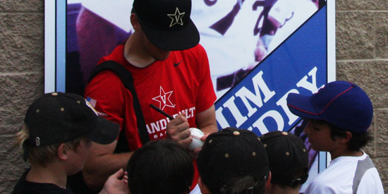 autographsomaha1.jpg