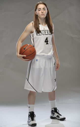 morrision_maggie92111posed.jpg