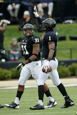 kennyladlerjavonmarshall122713.jpg