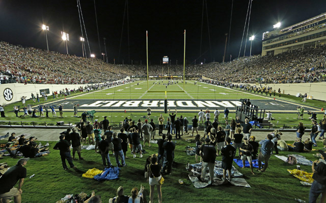 640_2012_vu_stadium.jpg