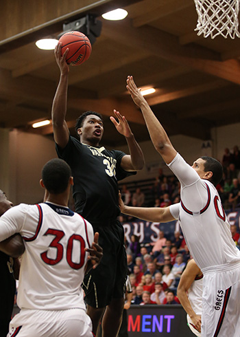 Damian Jones
