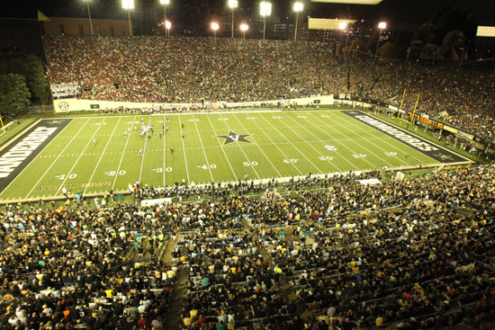 vustadium550usc2012.jpg