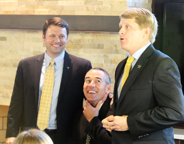 640golfdedication92713.jpg