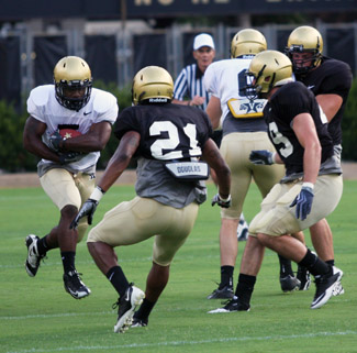 norman_scrimmage_10_14_08.jpg