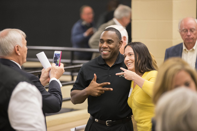 signingday020514mason.jpg