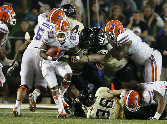 550vufloridatackle101312.jpg