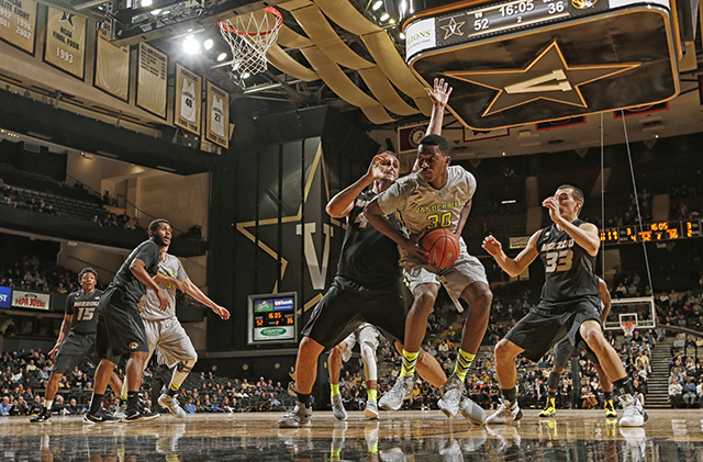 640jones021016.jpg