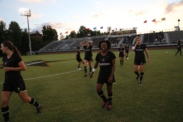 abby_soccer_640_10.jpg