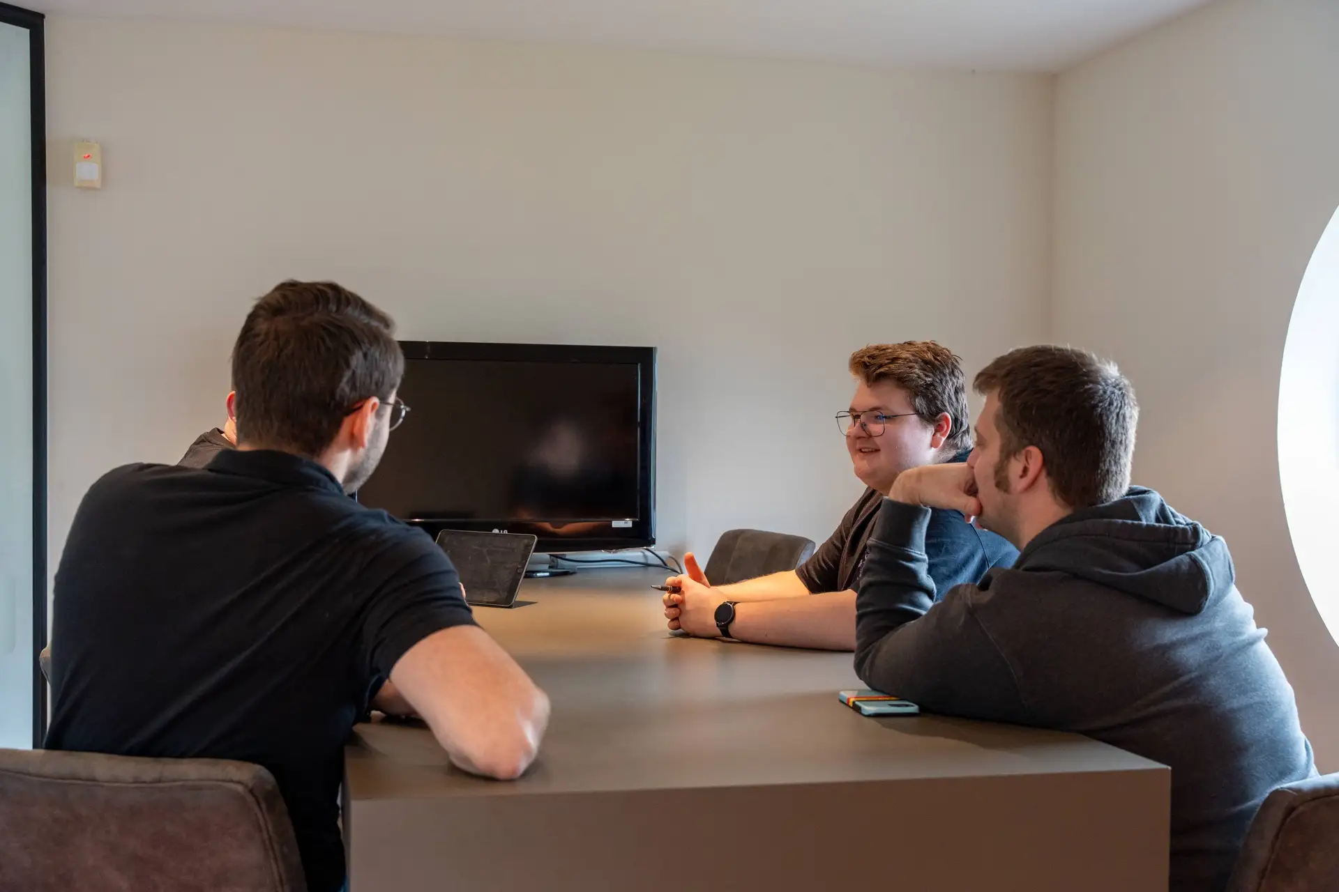 Meeting in the office of Vulpo