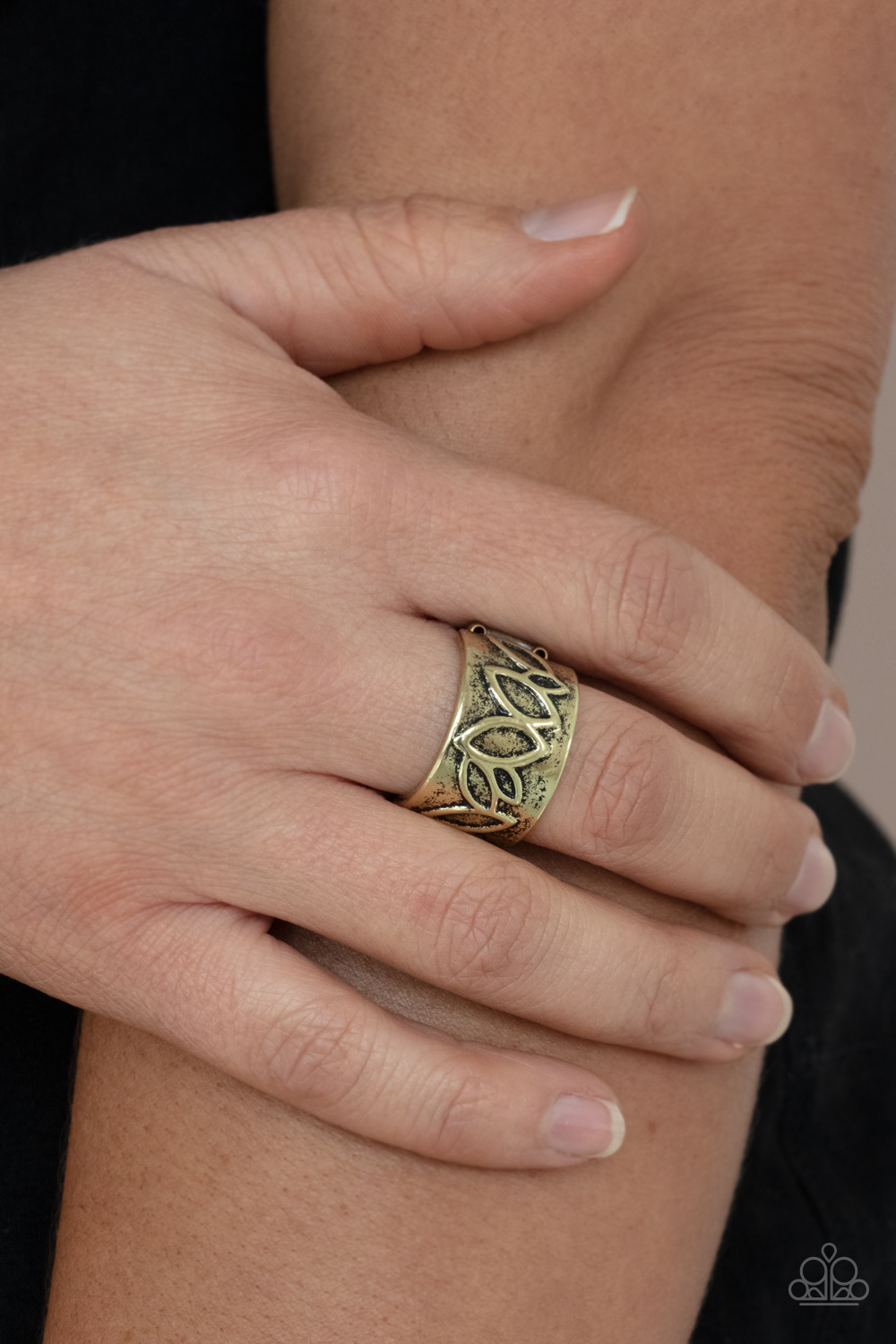 When You LEAF Expect It - Brass - Paparazzi Accessories Ring