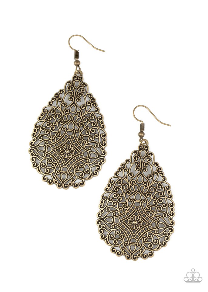 Napa Valley Vintage - Brass - Paparazzi Earring Image