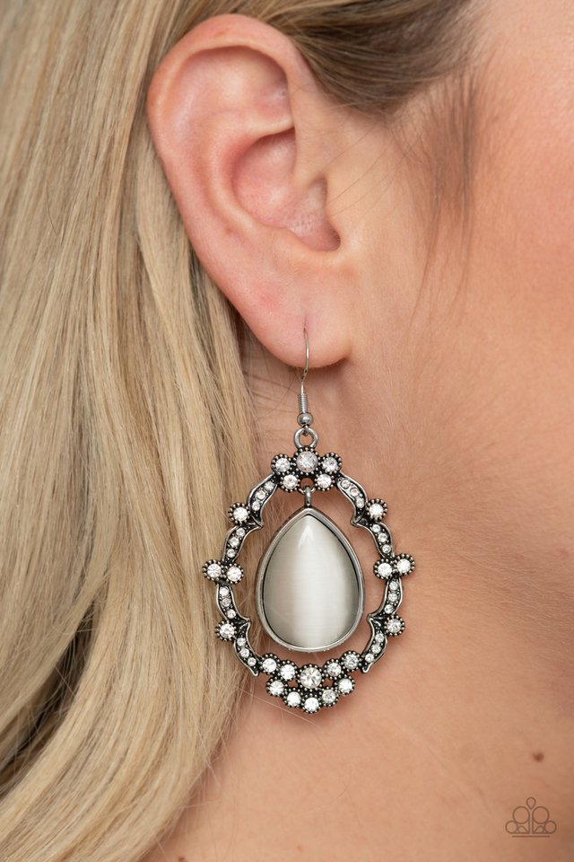 Icy Eden - White - Paparazzi Earring Image