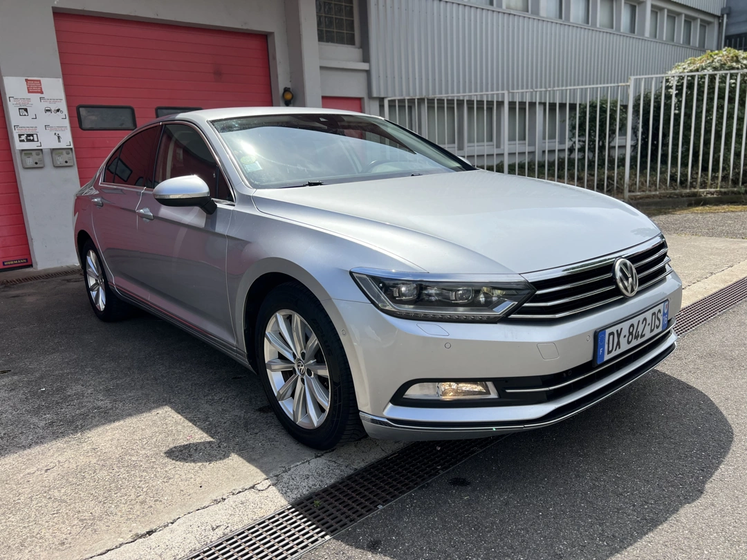 Volkswagen Passat Highline 2.0 TDI 150 ps DSG 2015