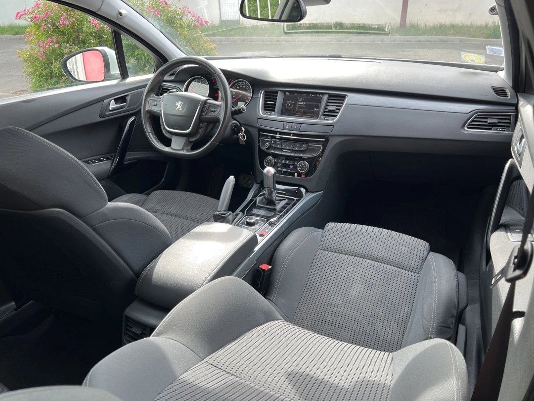 Peugeot 508 1.6 E-HDI 2012