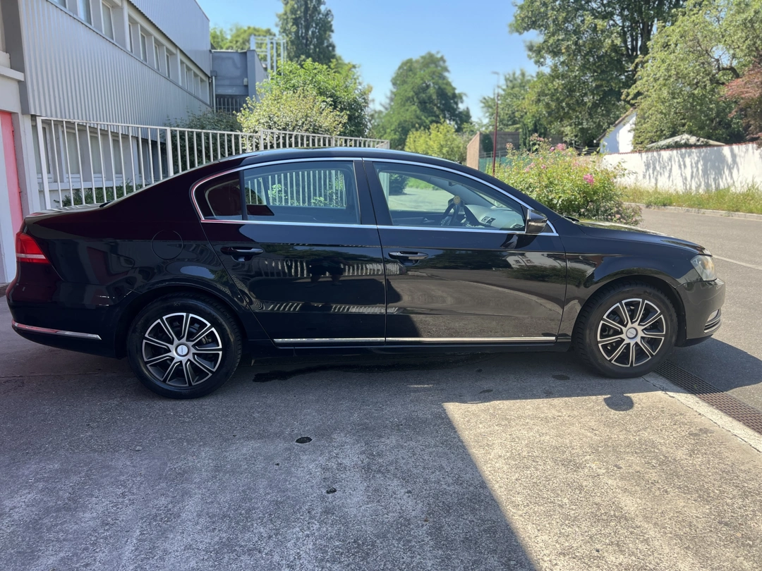 Volkswagen Passat Comfortline 2.0 TDI 140 ps 2012