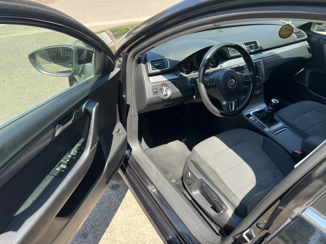 Volkswagen Passat Comfortline 2.0 TDI 140 ps 2012