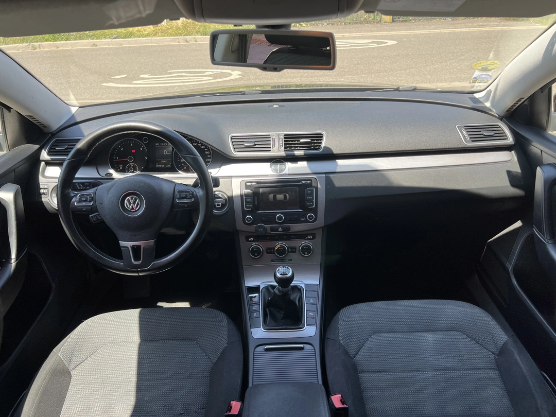 Volkswagen Passat Comfortline 2.0 TDI 140 ps 2012