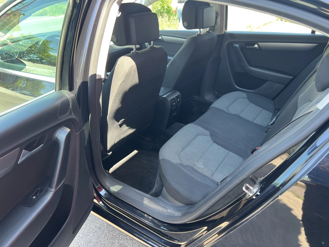 Volkswagen Passat Comfortline 2.0 TDI 140 ps 2012