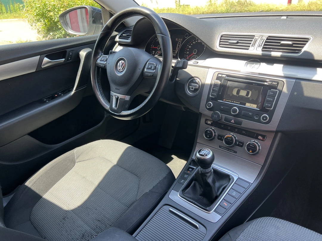 Volkswagen Passat Comfortline 2.0 TDI 140 ps 2012