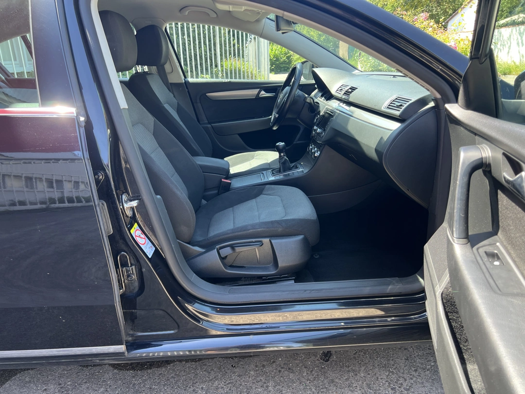 Volkswagen Passat Comfortline 2.0 TDI 140 ps 2012