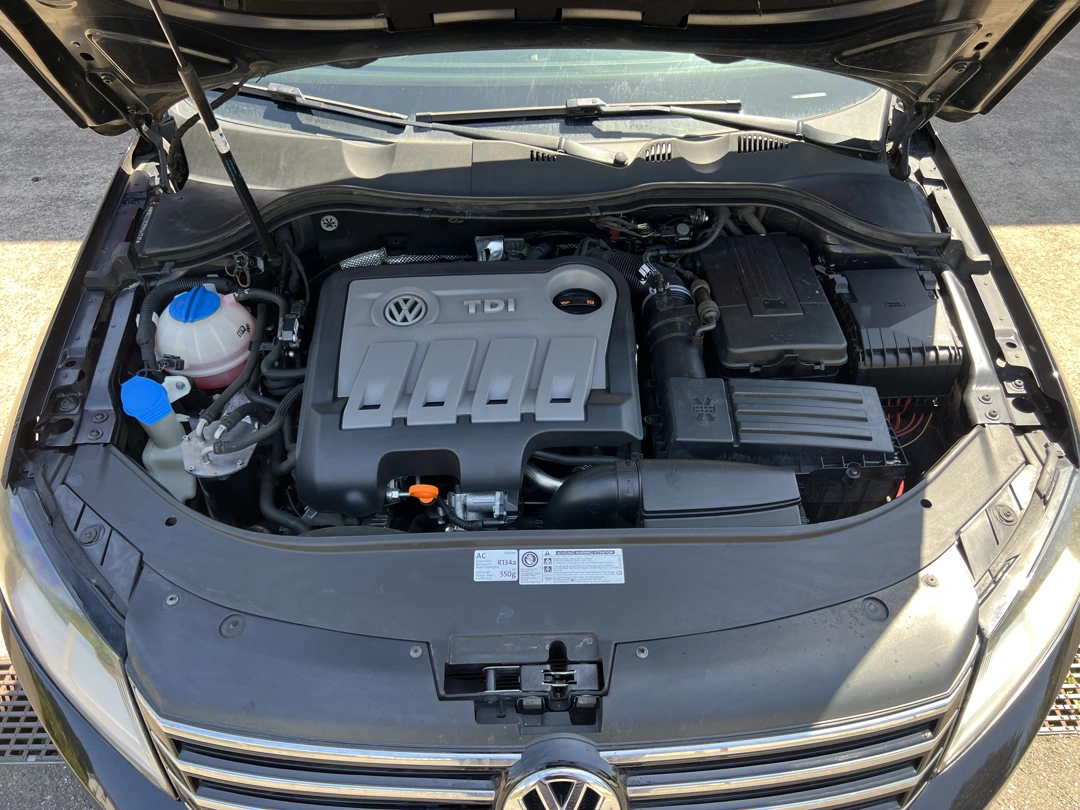 Volkswagen Passat Comfortline 2.0 TDI 140 ps 2012