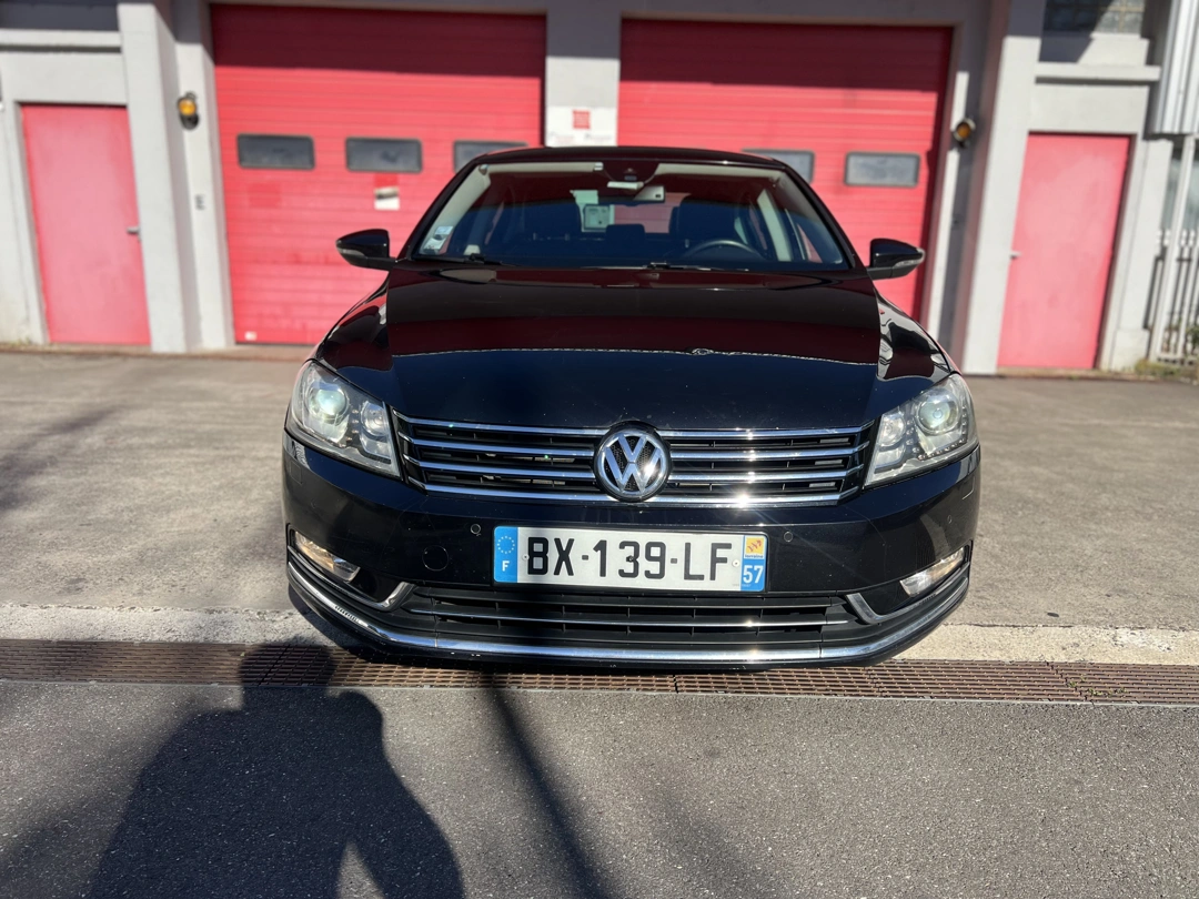 Volkswagen Passat Highline  2.0 TDI 140 ps DSG 2011