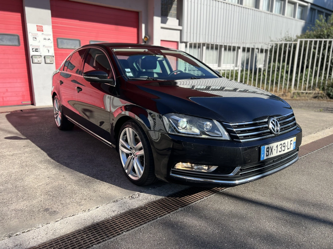 Volkswagen Passat Highline  2.0 TDI 140 ps DSG 2011