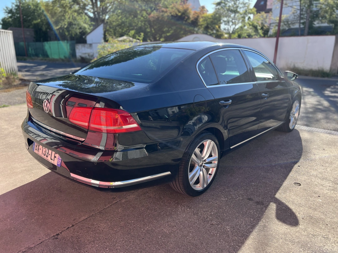 Volkswagen Passat Highline  2.0 TDI 140 ps DSG 2011